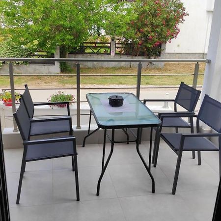Amber Blue Villa นิกิติ ภายนอก รูปภาพ