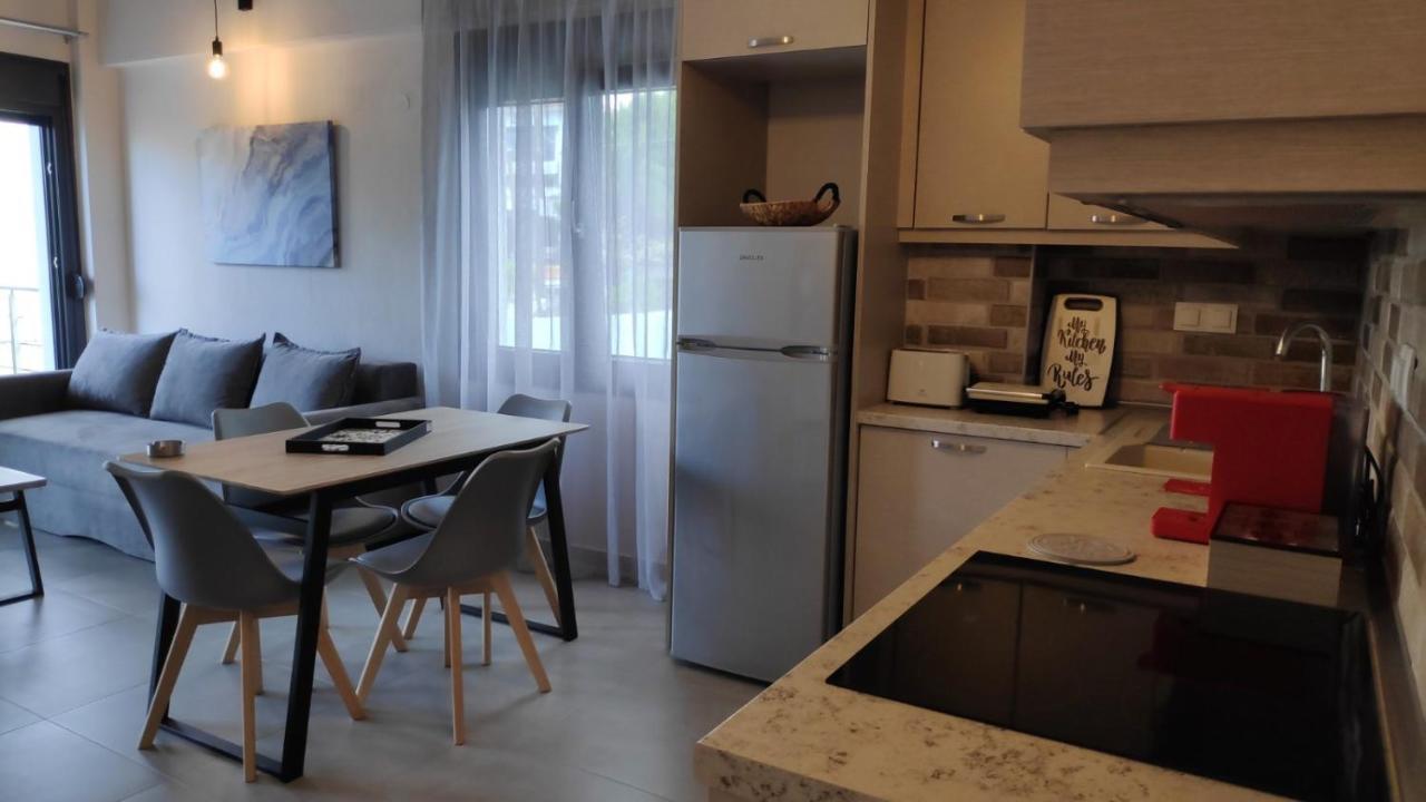 Amber Blue Villa นิกิติ ภายนอก รูปภาพ