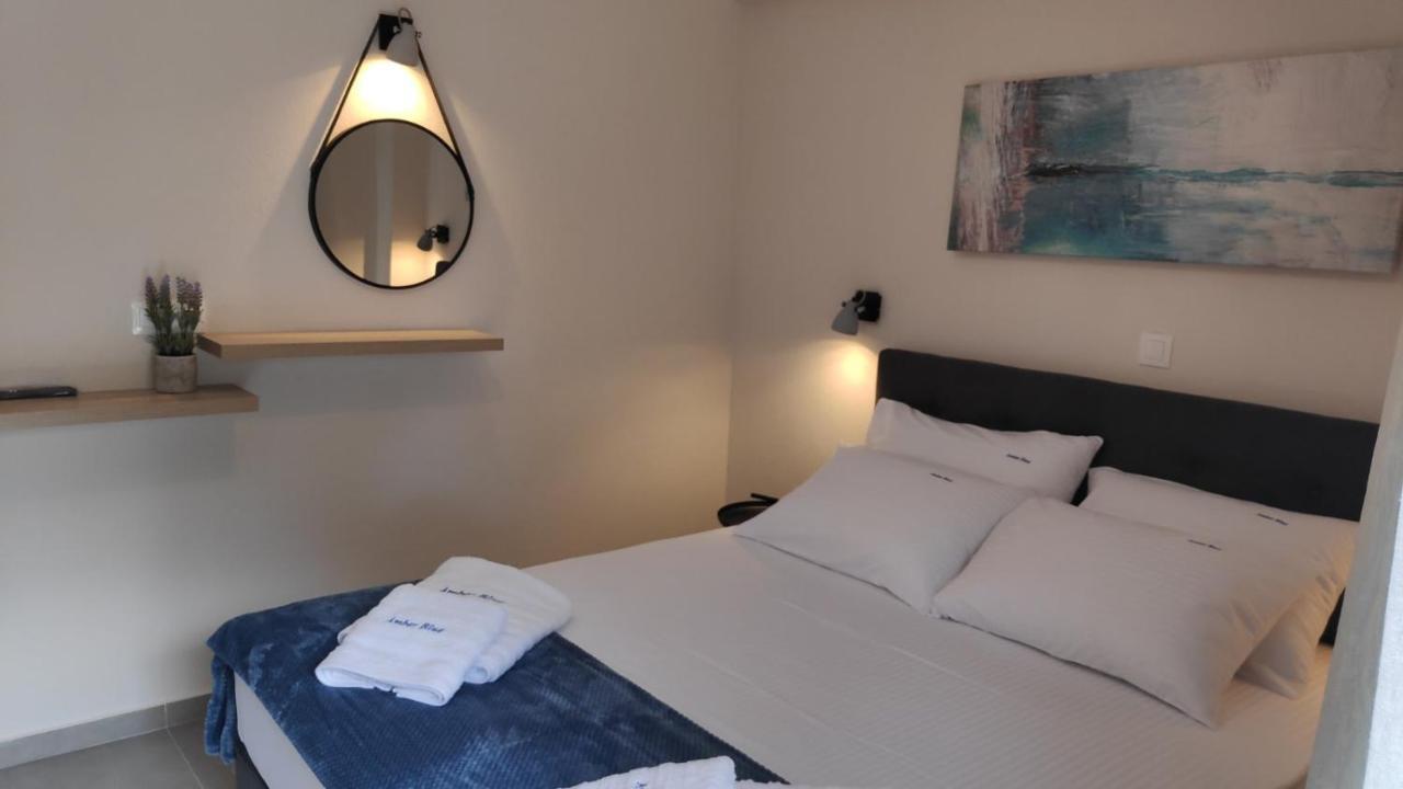 Amber Blue Villa นิกิติ ภายนอก รูปภาพ
